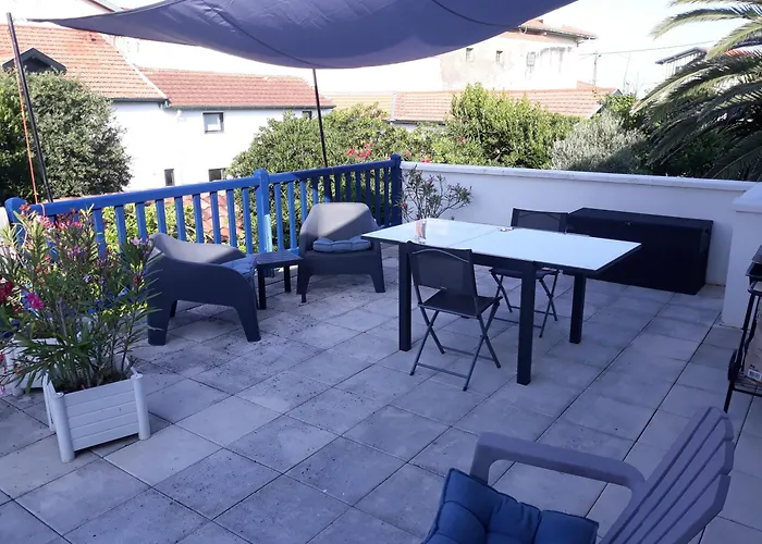Appartement Avec Terrasse A Beaurivage